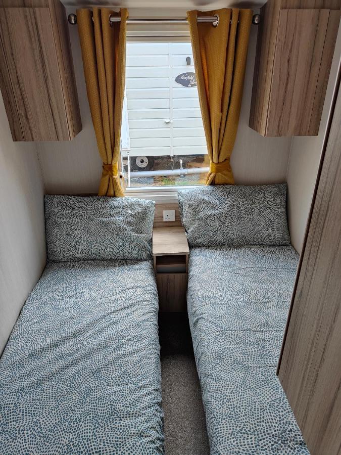 J6 Static Caravan, Fairway Holiday Park Сэнддаун Экстерьер фото